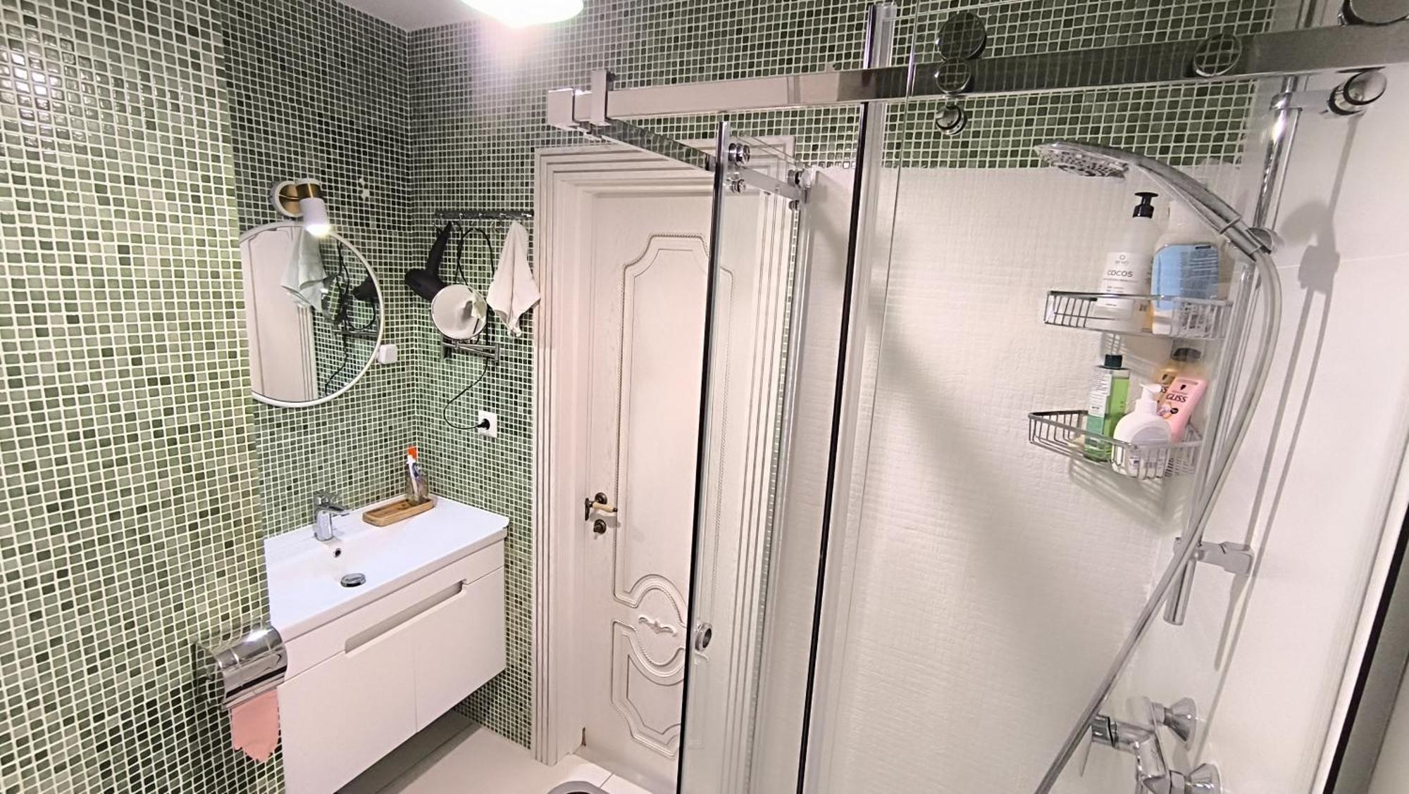 Комната С Двухместной Кроватью В Квартире С Общим Душем И Кухней, Double Room In A Guest Apartment, Camera La Cheie In Apartament Cu Dus Si Bucatarie Comuna Chisinau Bagian luar foto
